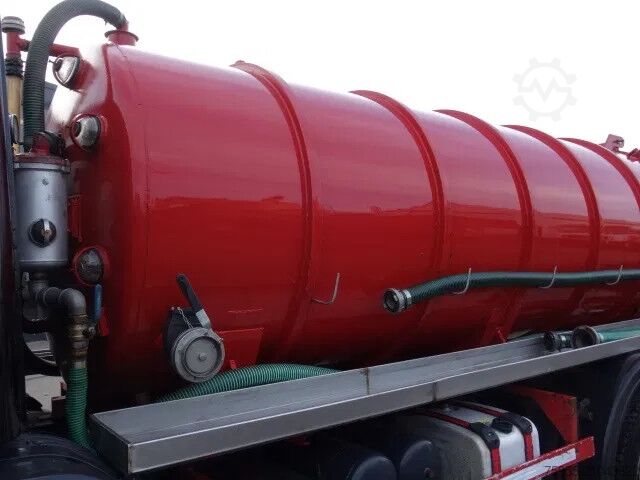 Saugfahrzeug Scania P94-260 VACUUMTANK 10 CUB STEELSPRINGS,MANUALPOMP