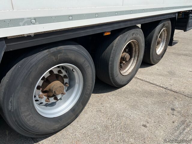 Refrigerated/freezer transport Krone SD / Flower Trailer / Thermo King SLXe 300 / BP...