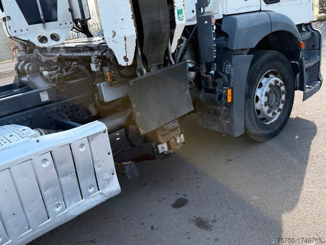 Truck chassis MERCEDES-BENZ Antos 2533 6x2 Fahrgestell