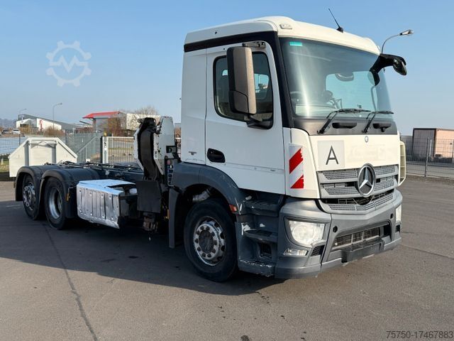 Truck chassis MERCEDES-BENZ Antos 2533 6x2 Fahrgestell