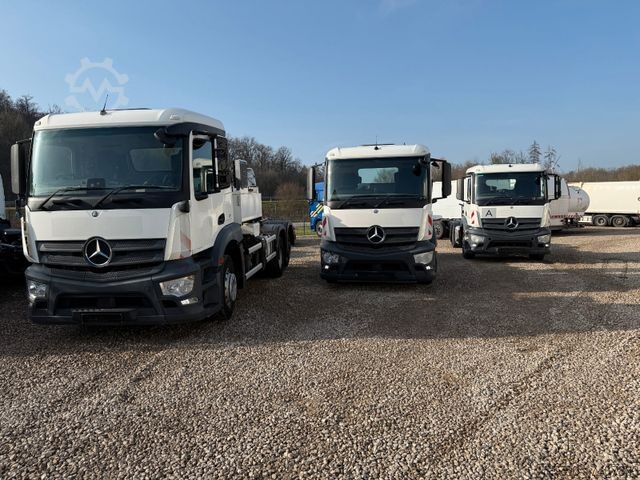 Truck chassis MERCEDES-BENZ Antos 2533 6x2 Fahrgestell