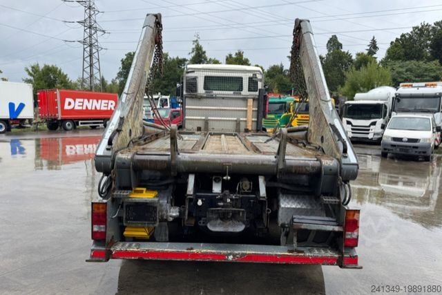Skip truck MAN TGS 28.440 6x2 UT GIGANT