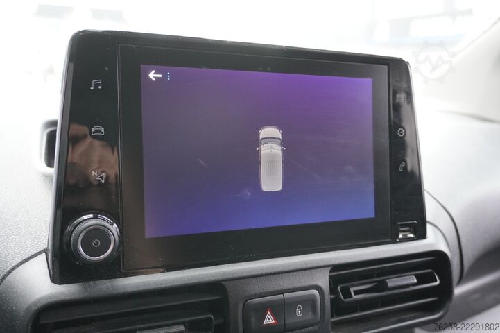 Hochdachkombi Peugeot Partner 1.2 PureTech 110Pk Benzine - Airco - Na...