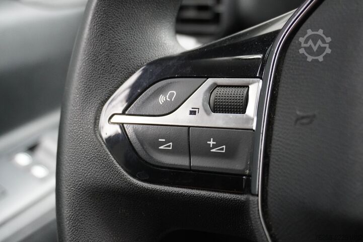 Hochdachkombi Peugeot Partner 1.2 PureTech 110Pk Benzine - Airco - Na...