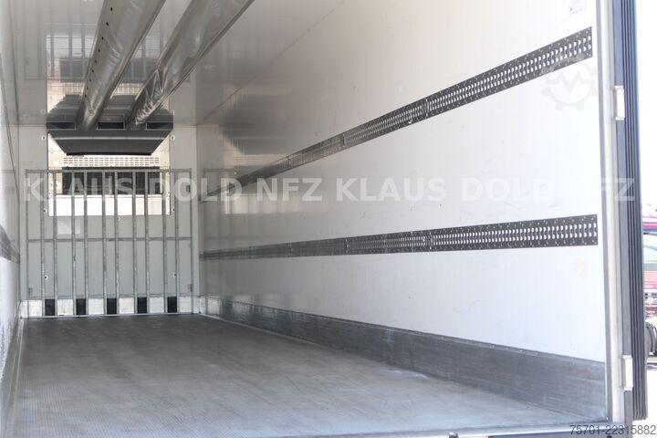 Reefer semitrailer CHEREAU CSD3 Kühlkoffer Carrier Liftachse 39t