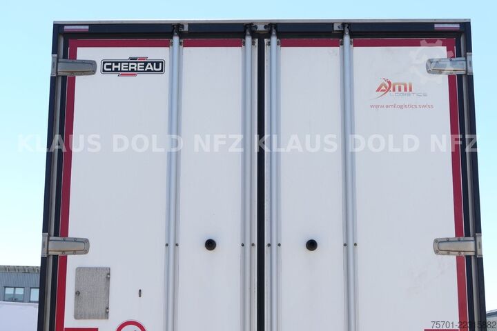 Reefer semitrailer CHEREAU CSD3 Kühlkoffer Carrier Liftachse 39t