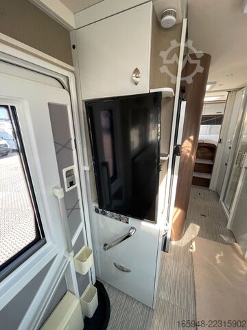 Integriertes Wohnmobil BÜRSTNER Elegance I 910 G *Sie sparen: ca. 85.000¤*