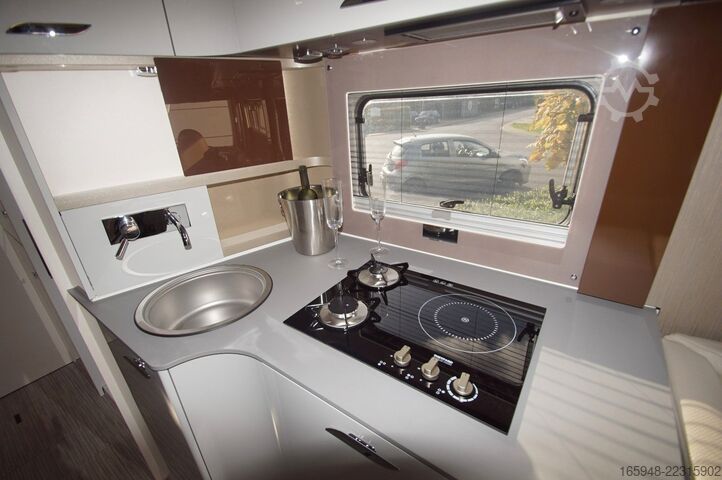 Integriertes Wohnmobil BÜRSTNER Elegance I 910 G *Sie sparen: ca. 85.000¤*