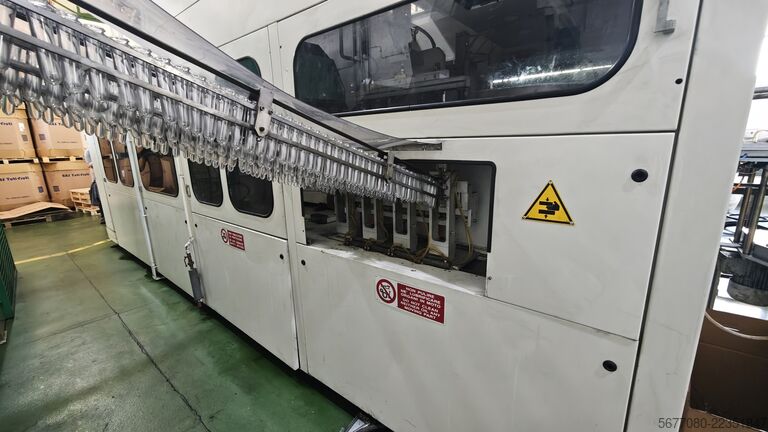 Complete PET Edible Oil Bottling Line AVE / SIAPI SIAPI EAS 50.100/8, AVE RVM 30/8...