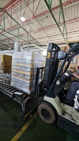 Complete PET Edible Oil Bottling Line AVE / SIAPI SIAPI EAS 50.100/8, AVE RVM 30/8...