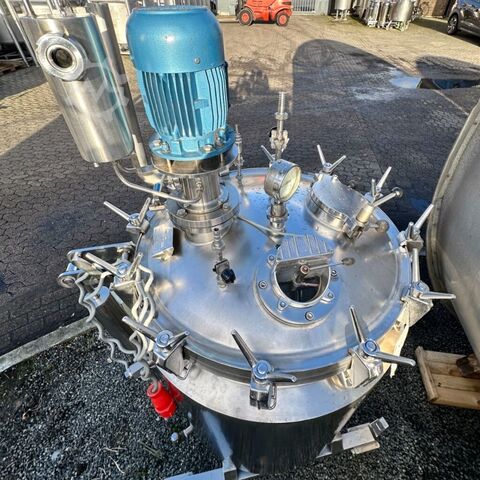 458 litre mobile heatable/coolable pressure vessel made of V4A with propeller agitator  