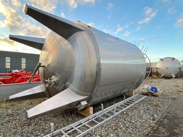 27335 litres heatable/coolable pressure vessel (sterile tank) made of V2A with lateral jet mixer  