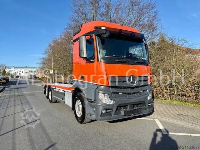 Hakenarmsystem Mercedes-Benz Actros 2845 6x2 / Multilift 21T / Eu6 / Liftachse