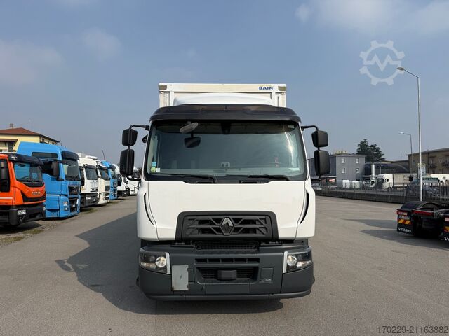 Flatbed truck with tarp Renault D 26