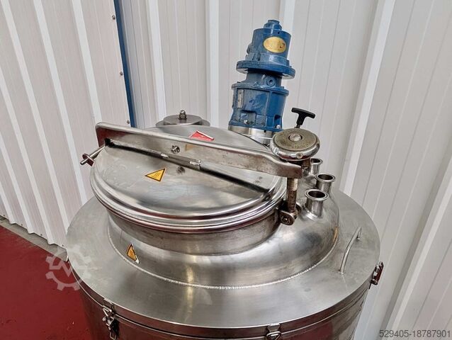 STAI – Cuve de process agitée  STAI – Cuve de process agitée