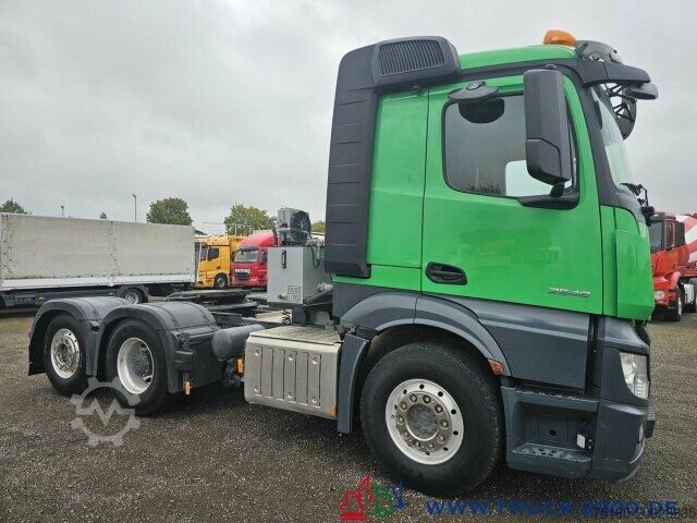 Schwerlast LKW/SZM Mercedes-Benz 2548 6x2 mit Betonmischerhydraulik NUR 85.805 km