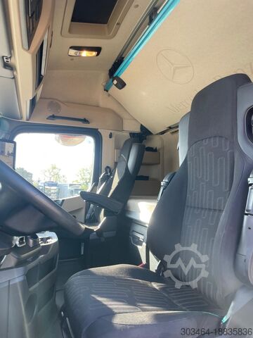 Frame tractor Mercedes-Benz Actros 2551