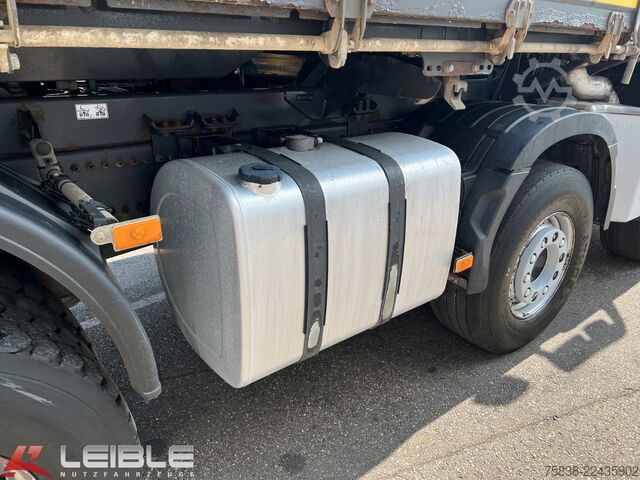 Tipper truck VOLVO FH500 8x4*Dreiseitenkipper*Bordmatik*VEB*Liege