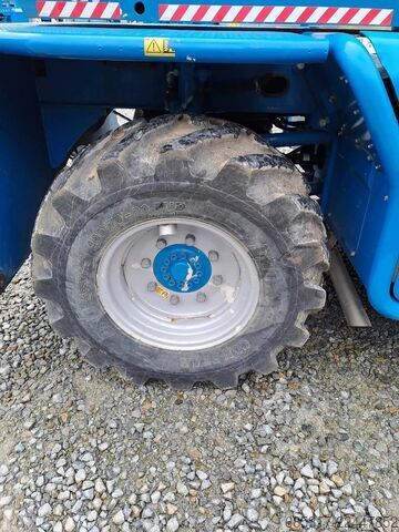 Rotierender Teleskoplader Merlo R 40.18 S