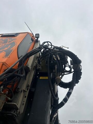 Swap chassis trailer  PLATEAU-WECHSELPRITSCHE MIT LOGLIFT 140S INKL. ROTATOR UND GREIFER