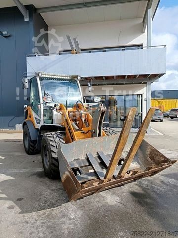 Mobilbagger LIEBHERR 504C / SW / Gabel + Schaufel / Wenig Stunden