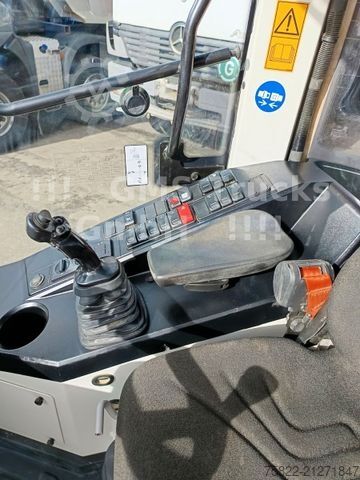 Mobilbagger LIEBHERR 504C / SW / Gabel + Schaufel / Wenig Stunden