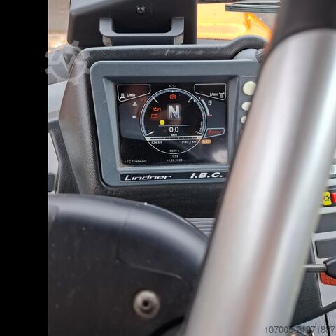 Traktor Lindner Lintrac 90