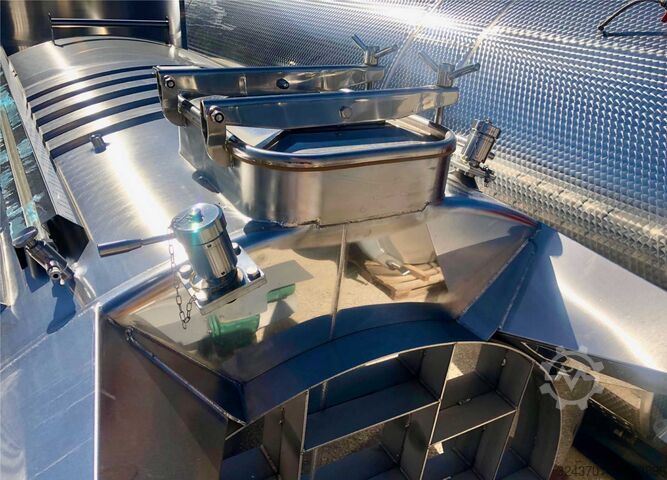 304 stainless steel tank - 8 117 L  ARSILAC