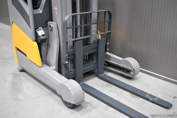 Reach truck Jungheirnrich ETV216i