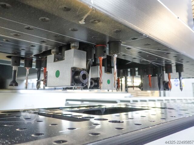 CNC-Bohrmaschine BIESSE SKIPPER 130