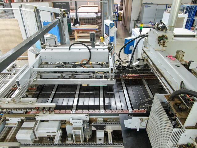Einseitige Kantenanleimmaschine HOMAG KFL10/24/PU/30