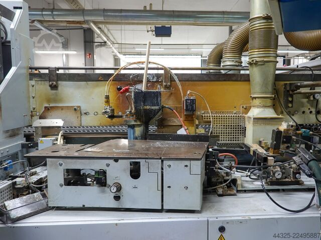 Einseitige Kantenanleimmaschine HOMAG KFL10/24/PU/30
