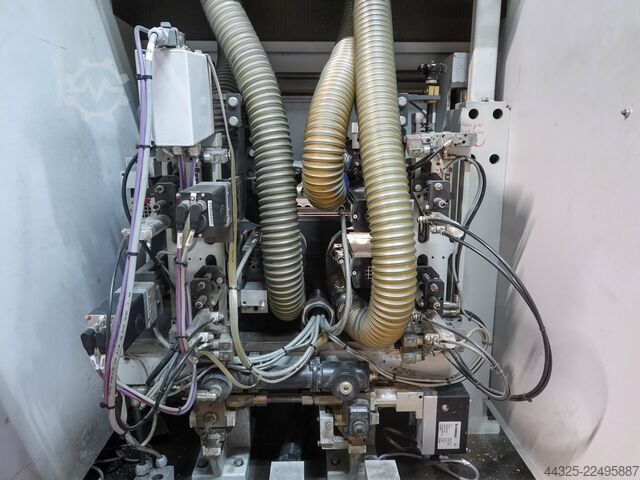 Einseitige Kantenanleimmaschine HOMAG KFL10/24/PU/30