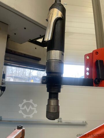 Pneumatischer Gewindeschneidarm Wiemers AT 12 II