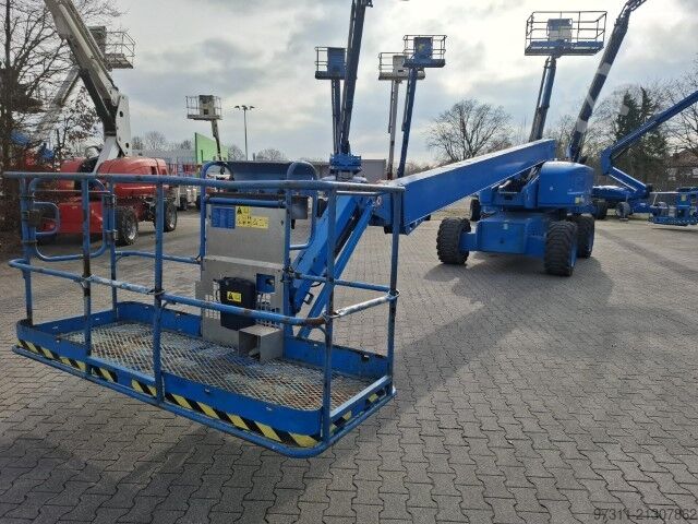 Telescopic work platform Genie S-85