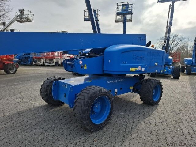 Telescopic work platform Genie S-85