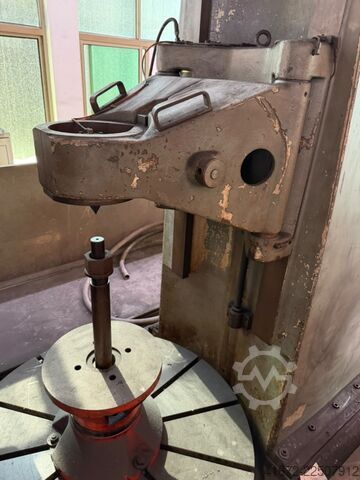 Zahnrad-Abwälzfräsmaschine - vertikal PFAUTER P 1251