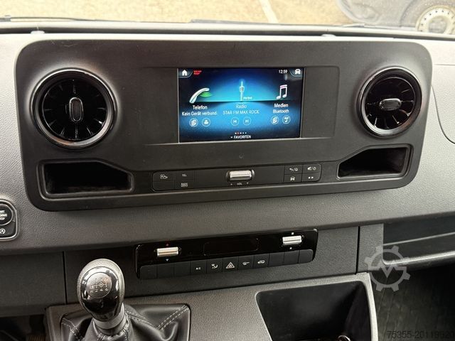Box van MERCEDES-BENZ Sprinter 315 CDI Klima Kamera UPS-Integralkoffer