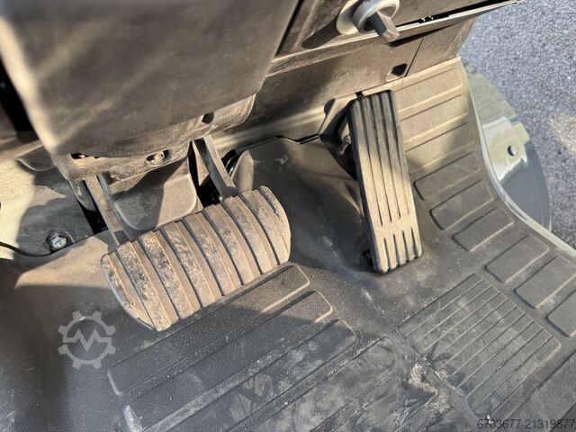 Toyota 06-8FG30F Triplex 430 Freihub / Seitenschieber LPG 2019 TOYOTA 06-8FG30F Triplo 430 Freelift / Sideshift LPG 2019