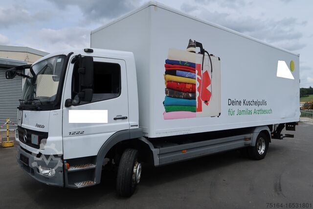 Truck with box body Mercedes-Benz 1222 L