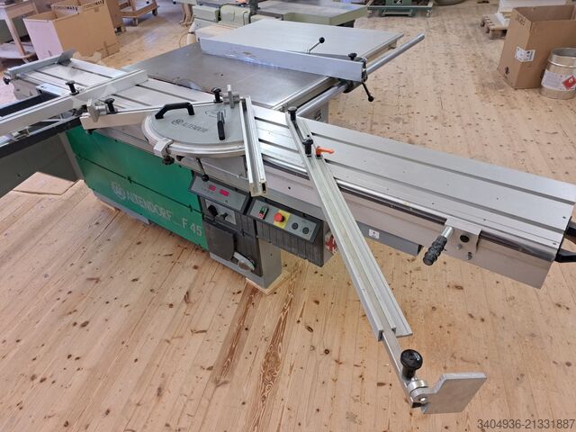Sliding table saw Altendorf F45