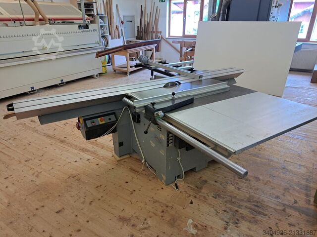 Sliding table saw Altendorf F45