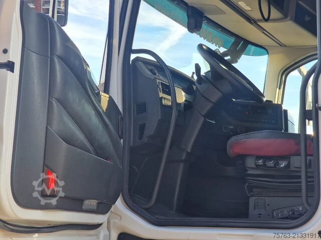 Standard-SZM Volvo FH 13.500 Globetrotter 6x2 - Full air - Full sp...