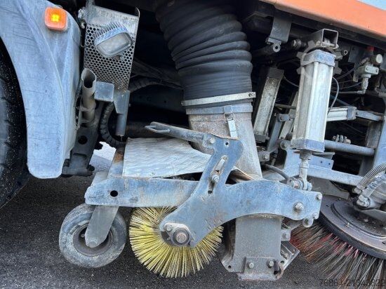 Special purpose truck MAN TGA 26.440 6X2-2 LL, HOCHDRUCK KEHRMASCHINE 300 BAR,  LENK-LIFTACHSE, VOLL-LUFT, E4