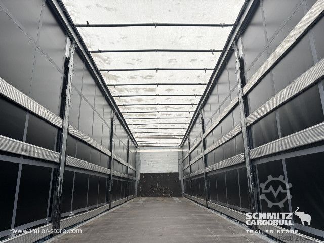 Auflieger mit Pritsche & Plane Schmitz Cargobull Schiebeplane Standard