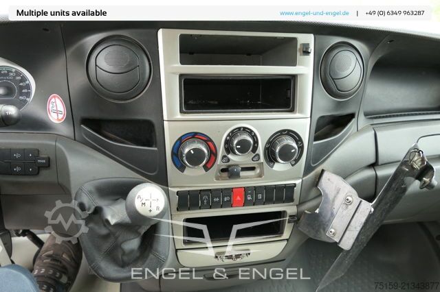 Transporter mit Koffer iveco Daily 35 S11 C30C AUTOMATIK KAMERA MAXI Regale DURCHGANG