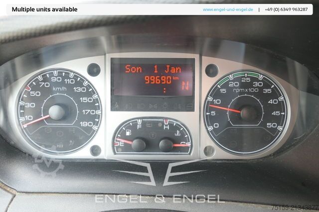 Transporter mit Koffer iveco Daily 35 S11 C30C AUTOMATIK KAMERA MAXI Regale DURCHGANG