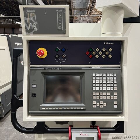 Innen- und Aussenrundschleifmaschine STUDER S145