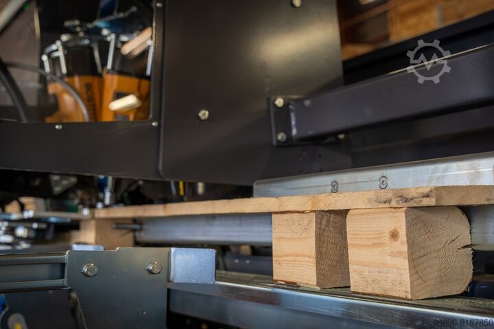 Leg Nailing Machine Foudila Oy LNM3500