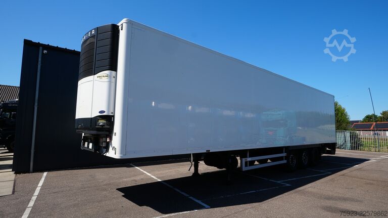 Kühl-/Tiefkühltransport Chereau 3 Axle frigo trailer Carrier Vector 1800